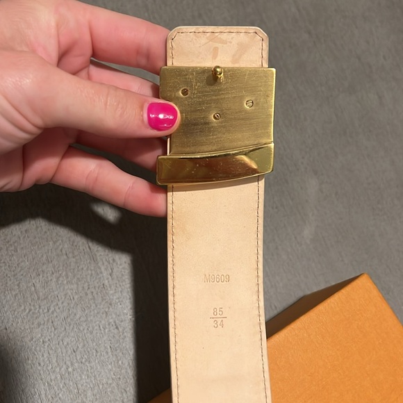 Louis Vuitton belt - Picture 3 of 10